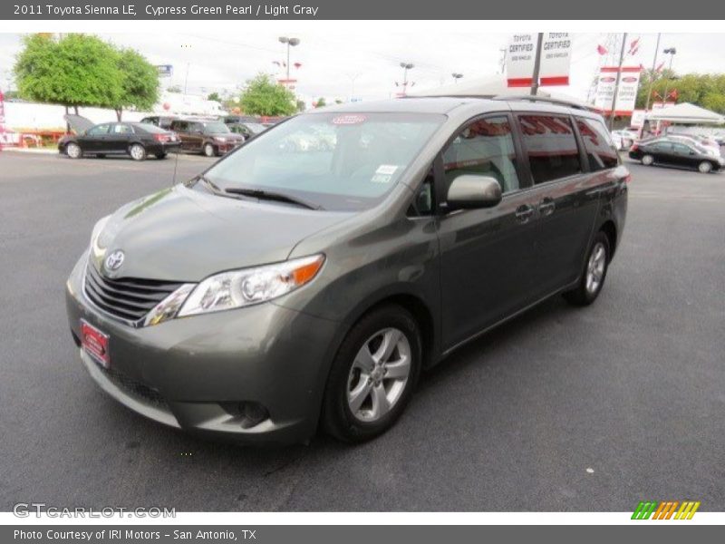 Cypress Green Pearl / Light Gray 2011 Toyota Sienna LE