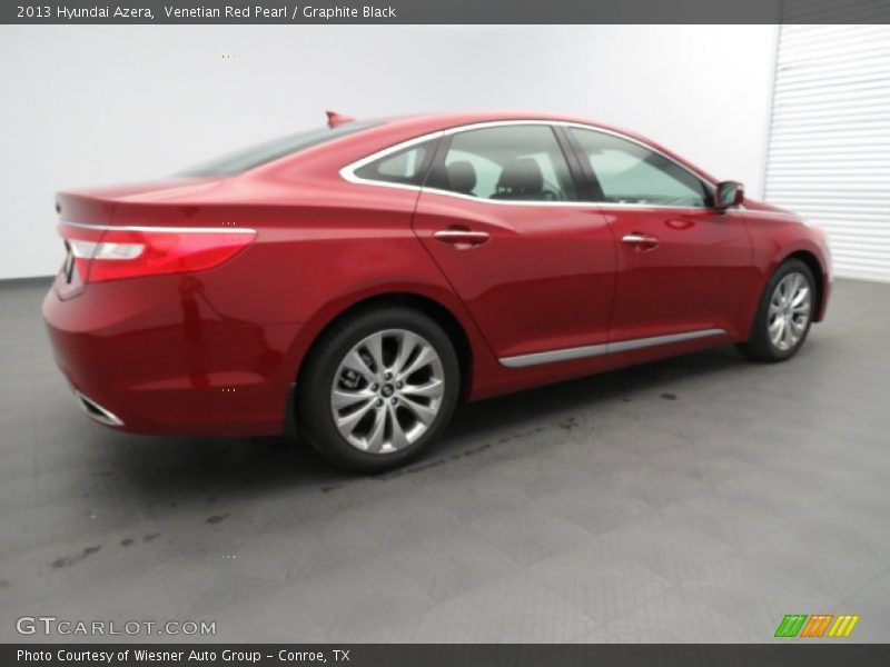Venetian Red Pearl / Graphite Black 2013 Hyundai Azera