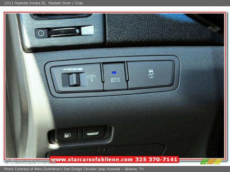 Radiant Silver / Gray 2011 Hyundai Sonata SE
