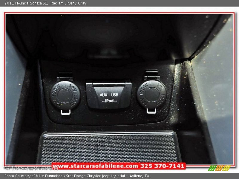 Radiant Silver / Gray 2011 Hyundai Sonata SE