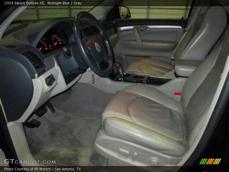 Midnight Blue / Gray 2009 Saturn Outlook XE