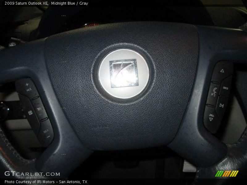 Midnight Blue / Gray 2009 Saturn Outlook XE