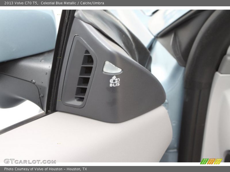 Celestial Blue Metallic / Calcite/Umbra 2013 Volvo C70 T5