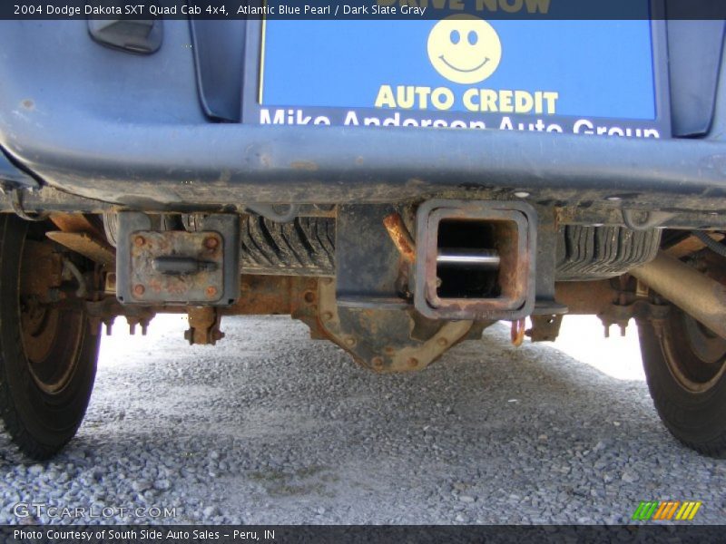 Atlantic Blue Pearl / Dark Slate Gray 2004 Dodge Dakota SXT Quad Cab 4x4