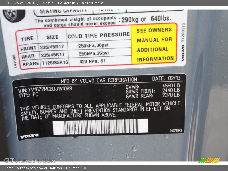 Celestial Blue Metallic / Calcite/Umbra 2013 Volvo C70 T5