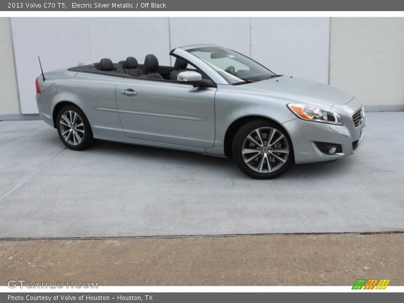 Electric Silver Metallic / Off Black 2013 Volvo C70 T5