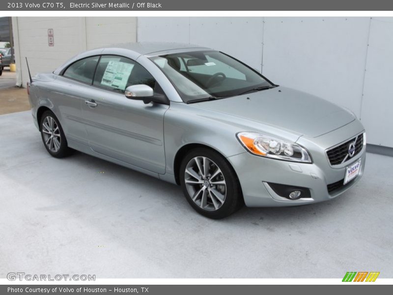 Electric Silver Metallic / Off Black 2013 Volvo C70 T5