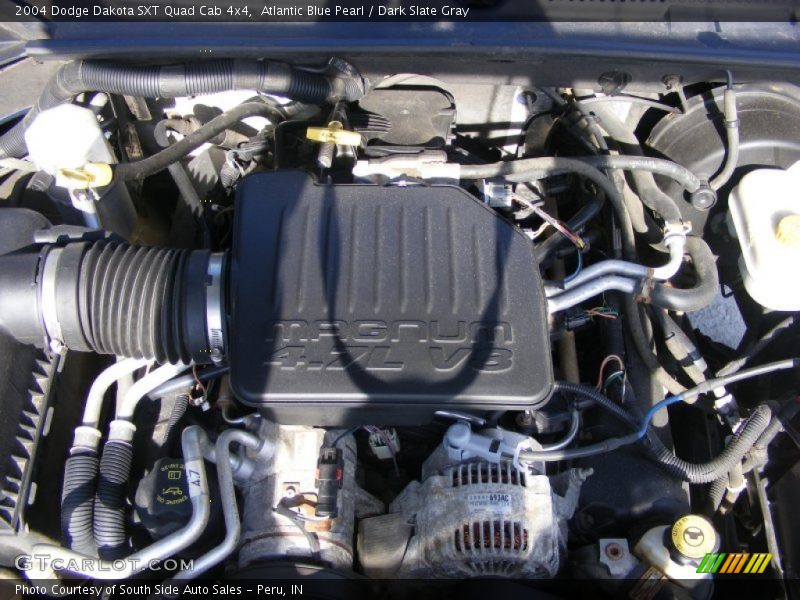 Atlantic Blue Pearl / Dark Slate Gray 2004 Dodge Dakota SXT Quad Cab 4x4