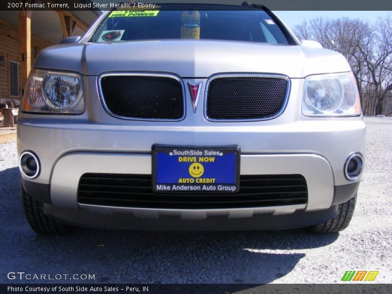Liquid Silver Metallic / Ebony 2007 Pontiac Torrent