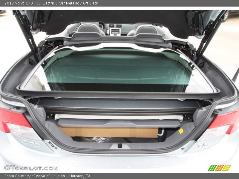 Electric Silver Metallic / Off Black 2013 Volvo C70 T5