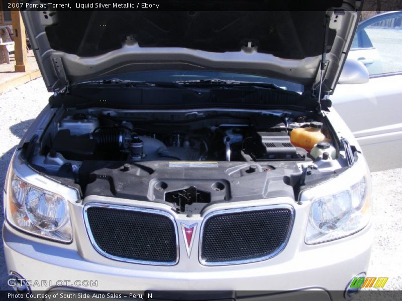 Liquid Silver Metallic / Ebony 2007 Pontiac Torrent