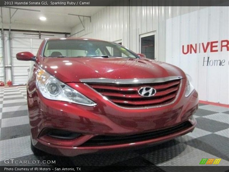 Sparkling Ruby / Camel 2013 Hyundai Sonata GLS