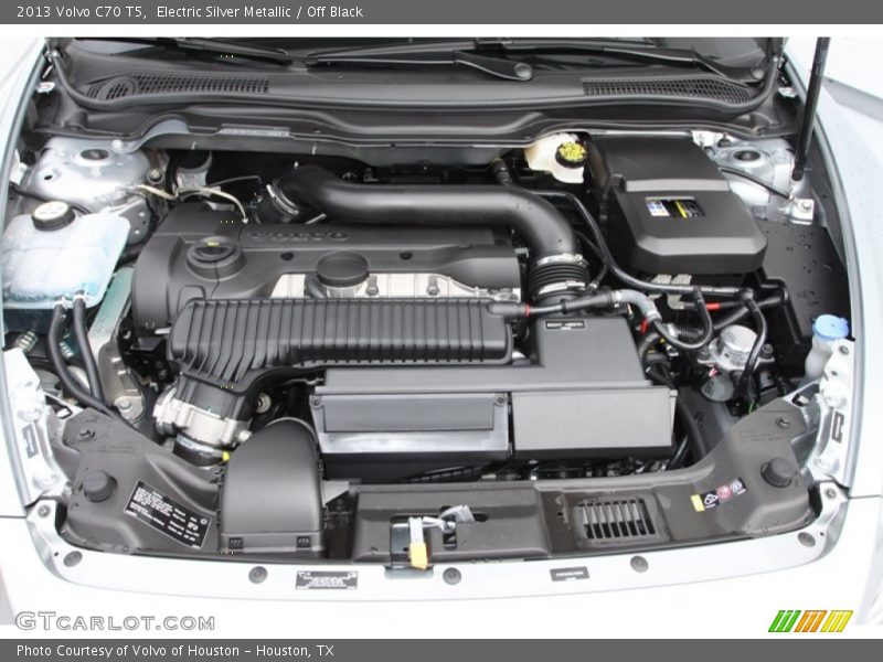  2013 C70 T5 Engine - 2.5 Liter Turbocharged DOHC 20-Valve VVT 5 Cylinder