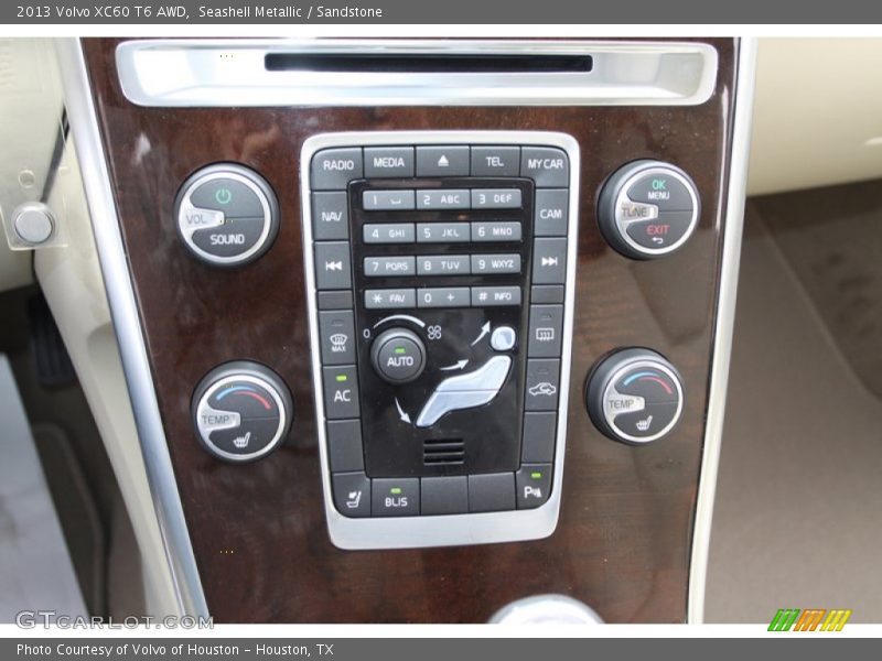 Seashell Metallic / Sandstone 2013 Volvo XC60 T6 AWD