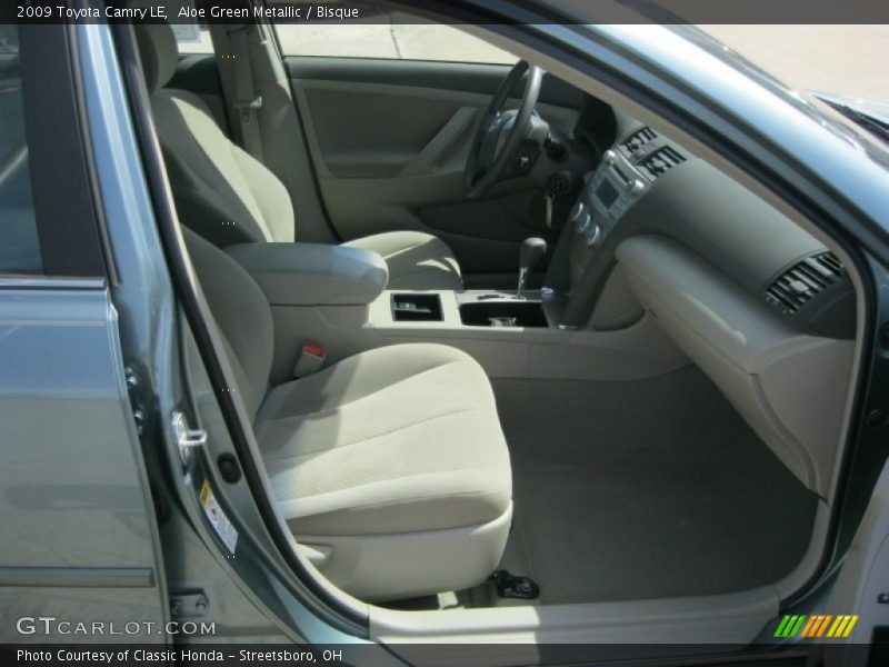 Aloe Green Metallic / Bisque 2009 Toyota Camry LE