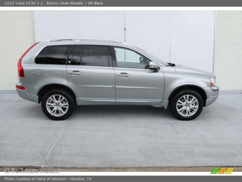 Electric Silver Metallic / Off Black 2013 Volvo XC90 3.2