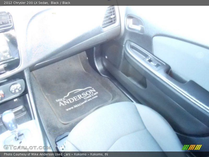 Black / Black 2012 Chrysler 200 LX Sedan