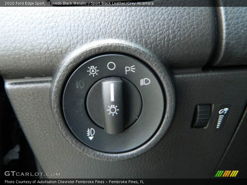 Tuxedo Black Metallic / Sport Black Leather/Grey Alcantara 2010 Ford Edge Sport