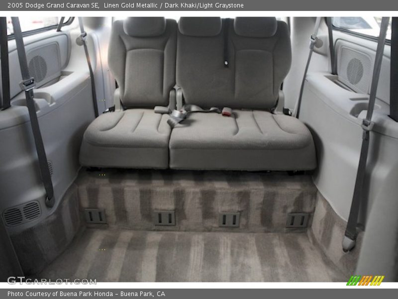 Linen Gold Metallic / Dark Khaki/Light Graystone 2005 Dodge Grand Caravan SE