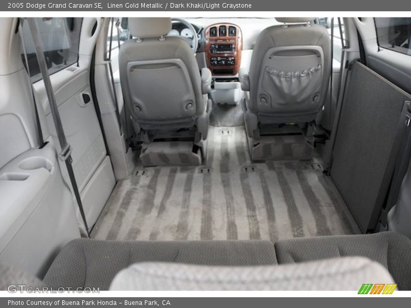 Linen Gold Metallic / Dark Khaki/Light Graystone 2005 Dodge Grand Caravan SE