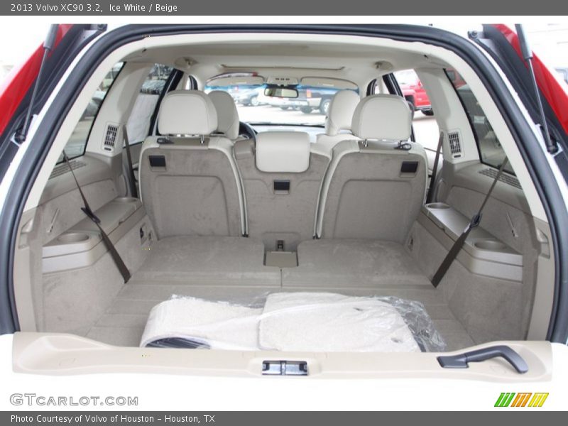 Ice White / Beige 2013 Volvo XC90 3.2