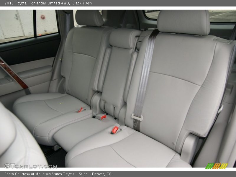 Black / Ash 2013 Toyota Highlander Limited 4WD