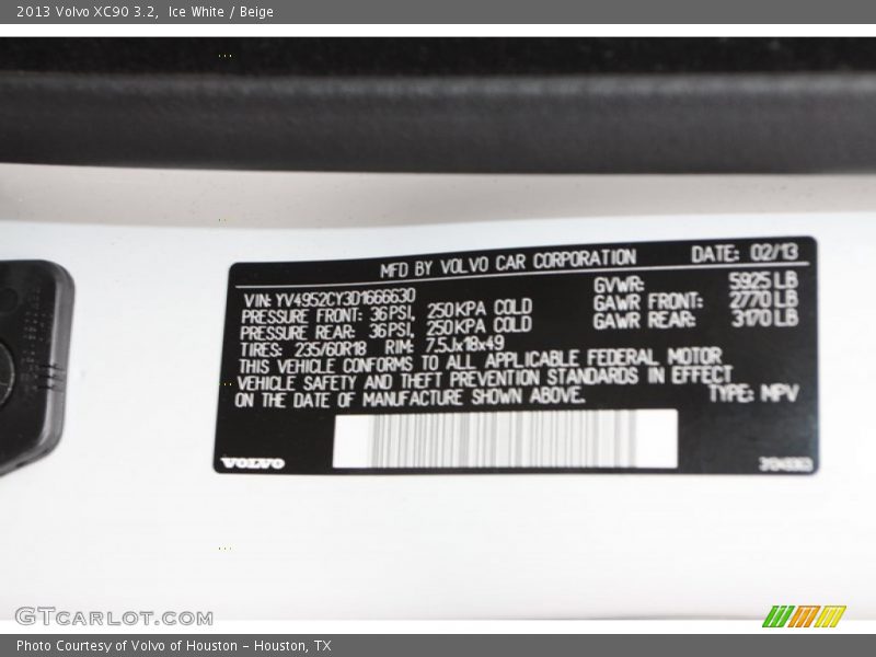 Ice White / Beige 2013 Volvo XC90 3.2