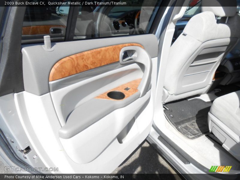 Quicksilver Metallic / Dark Titanium/Titanium 2009 Buick Enclave CX