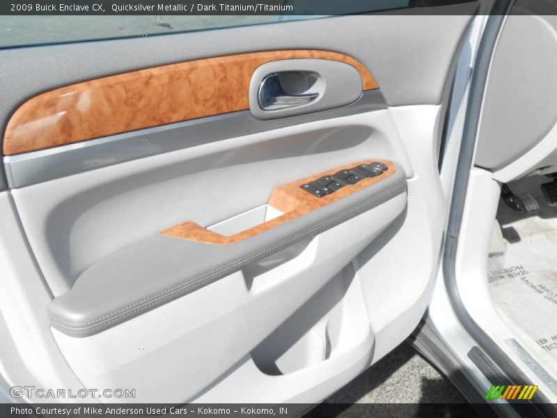 Quicksilver Metallic / Dark Titanium/Titanium 2009 Buick Enclave CX
