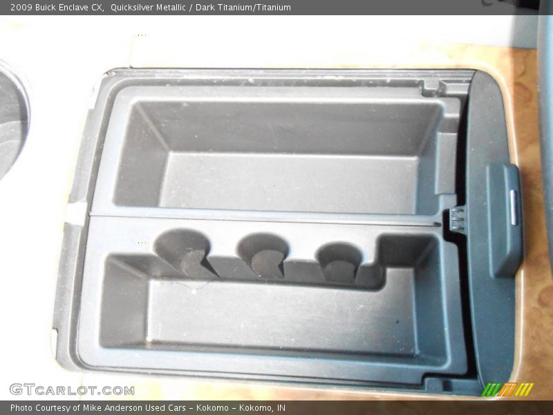 Quicksilver Metallic / Dark Titanium/Titanium 2009 Buick Enclave CX