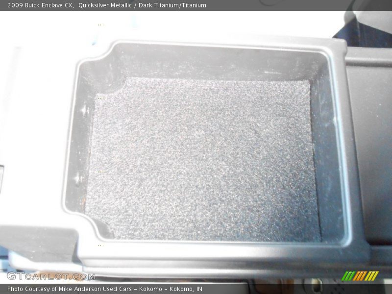 Quicksilver Metallic / Dark Titanium/Titanium 2009 Buick Enclave CX