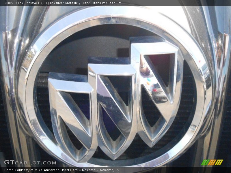 Quicksilver Metallic / Dark Titanium/Titanium 2009 Buick Enclave CX