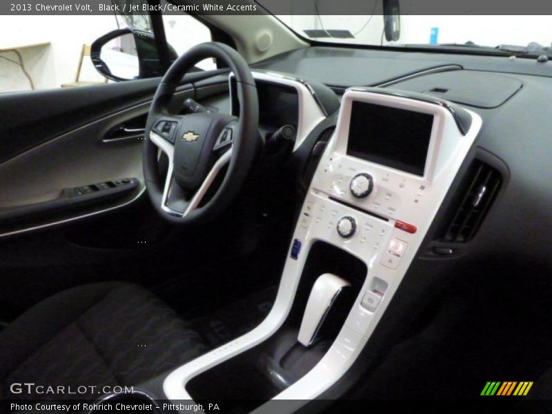 Black / Jet Black/Ceramic White Accents 2013 Chevrolet Volt