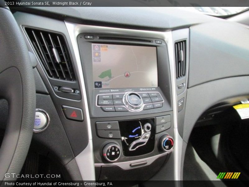 Midnight Black / Gray 2013 Hyundai Sonata SE