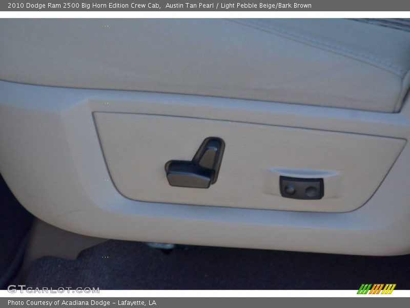 Austin Tan Pearl / Light Pebble Beige/Bark Brown 2010 Dodge Ram 2500 Big Horn Edition Crew Cab