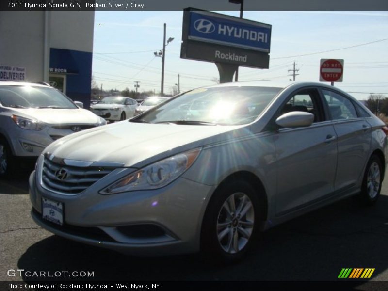 Radiant Silver / Gray 2011 Hyundai Sonata GLS