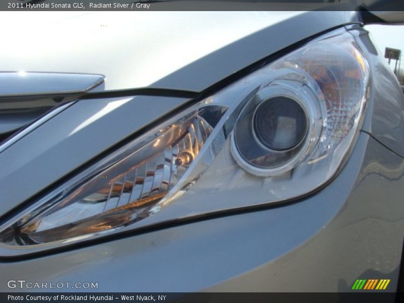 Radiant Silver / Gray 2011 Hyundai Sonata GLS