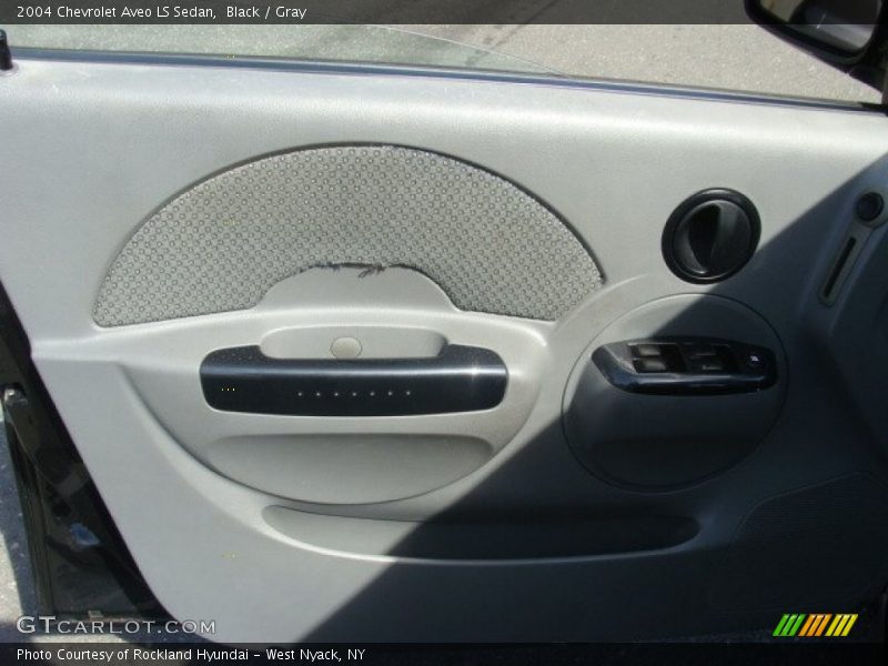Black / Gray 2004 Chevrolet Aveo LS Sedan