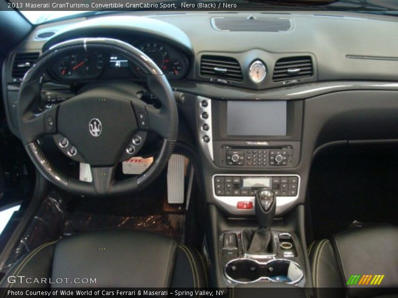 Nero (Black) / Nero 2013 Maserati GranTurismo Convertible GranCabrio Sport