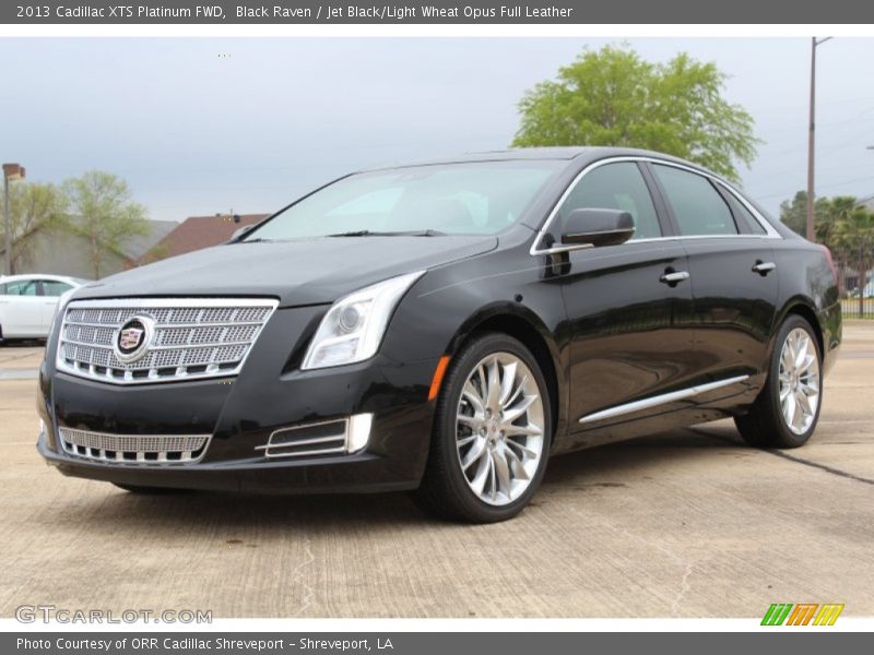 Front 3/4 View of 2013 XTS Platinum FWD