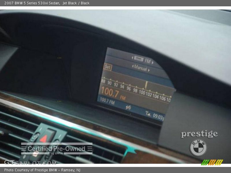 Jet Black / Black 2007 BMW 5 Series 530xi Sedan
