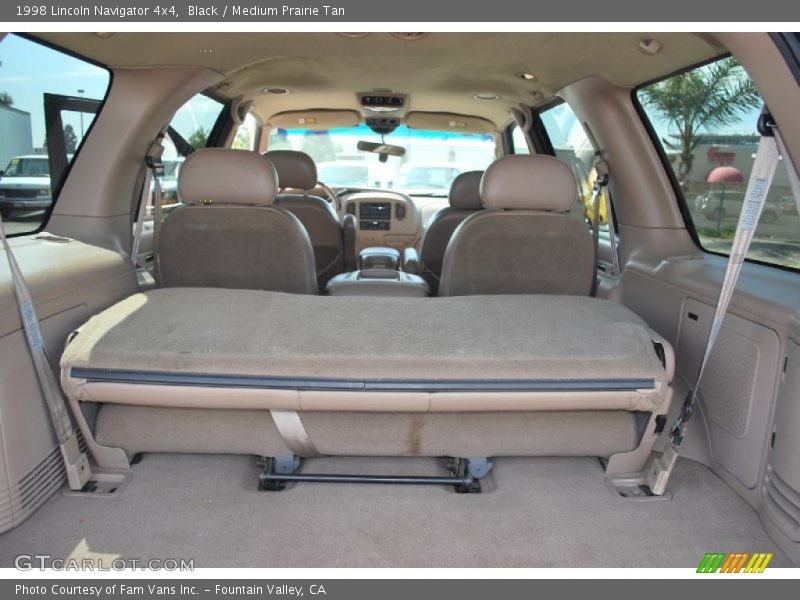 Black / Medium Prairie Tan 1998 Lincoln Navigator 4x4