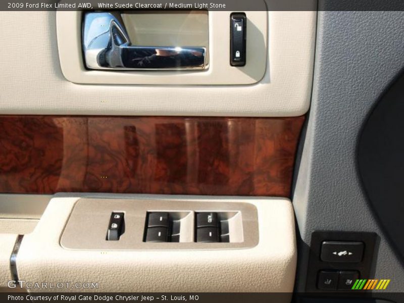 White Suede Clearcoat / Medium Light Stone 2009 Ford Flex Limited AWD
