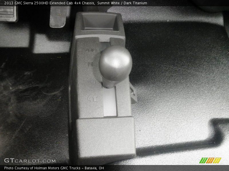 Summit White / Dark Titanium 2013 GMC Sierra 2500HD Extended Cab 4x4 Chassis