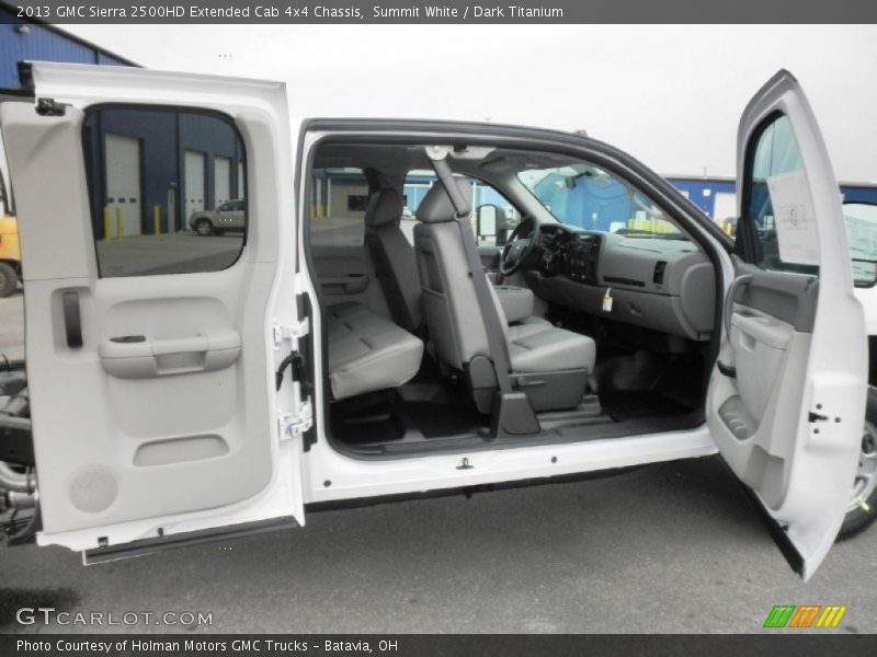 Summit White / Dark Titanium 2013 GMC Sierra 2500HD Extended Cab 4x4 Chassis