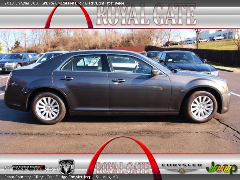 Granite Crystal Metallic / Black/Light Frost Beige 2013 Chrysler 300
