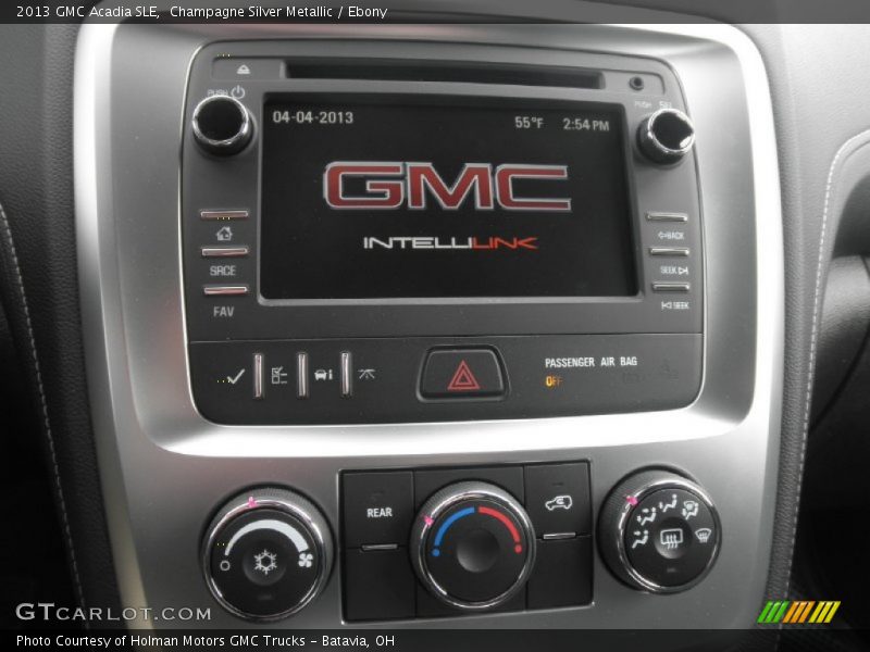 Champagne Silver Metallic / Ebony 2013 GMC Acadia SLE