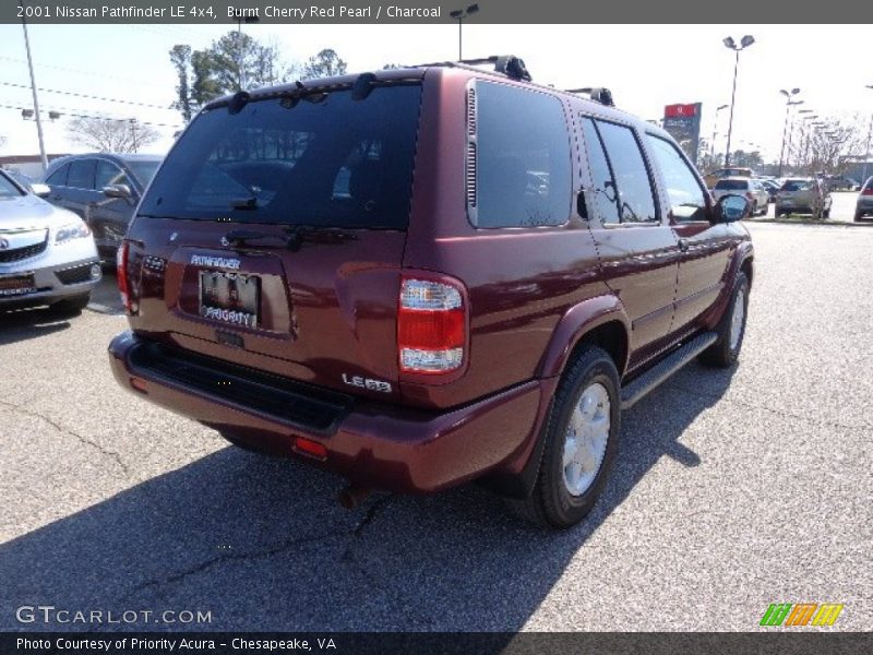Burnt Cherry Red Pearl / Charcoal 2001 Nissan Pathfinder LE 4x4