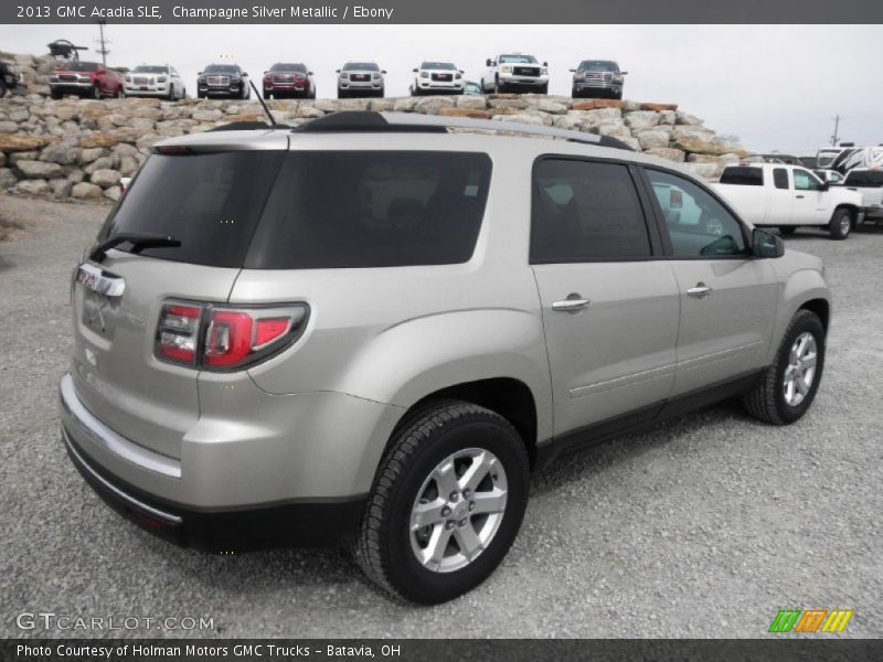 Champagne Silver Metallic / Ebony 2013 GMC Acadia SLE