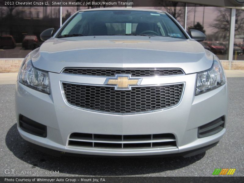 Silver Ice Metallic / Jet Black/Medium Titanium 2013 Chevrolet Cruze LS